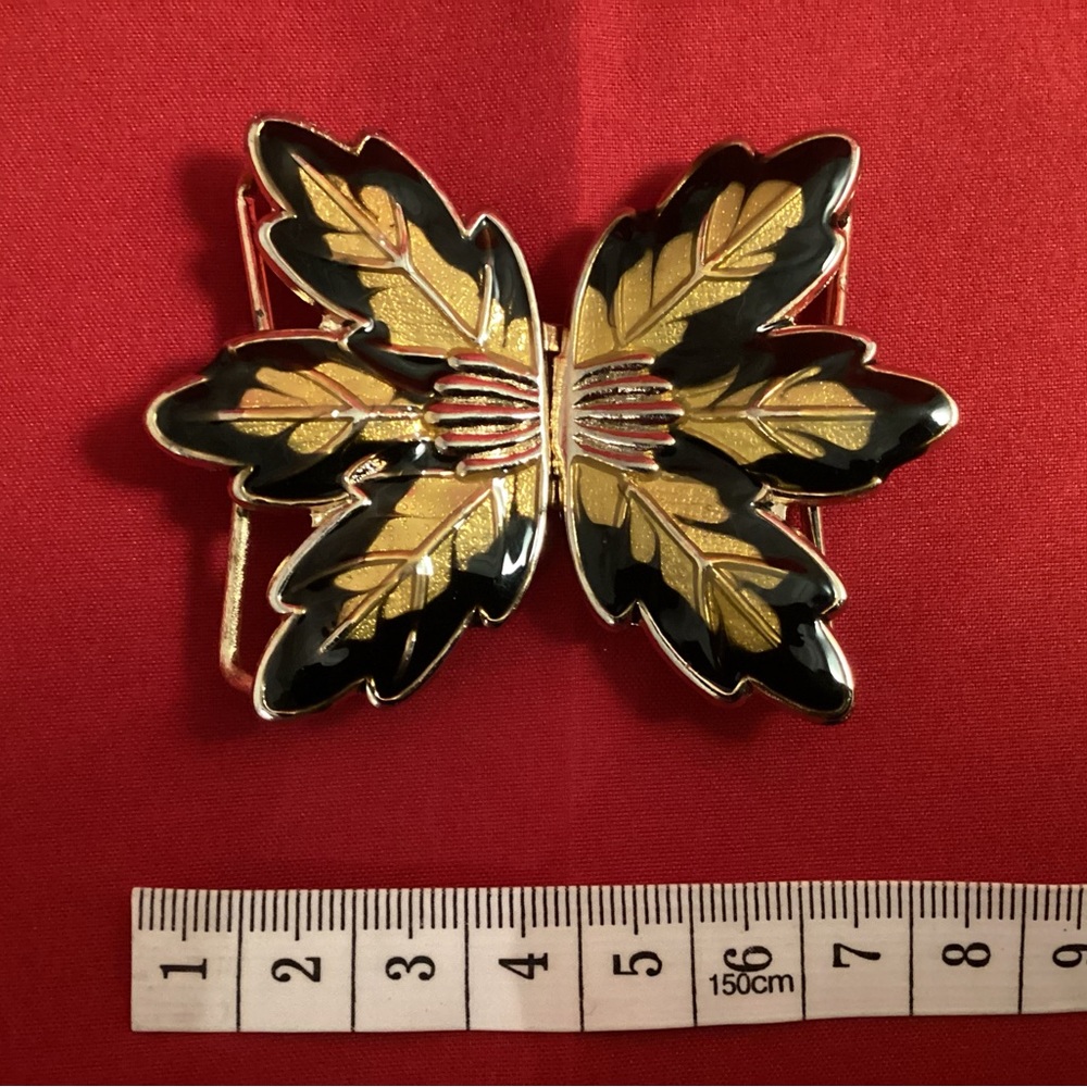 Belt buckle